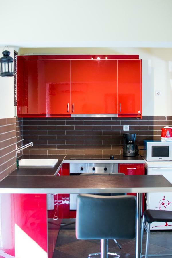 Apartamento Seaside Sunset Walks Atenas Exterior foto